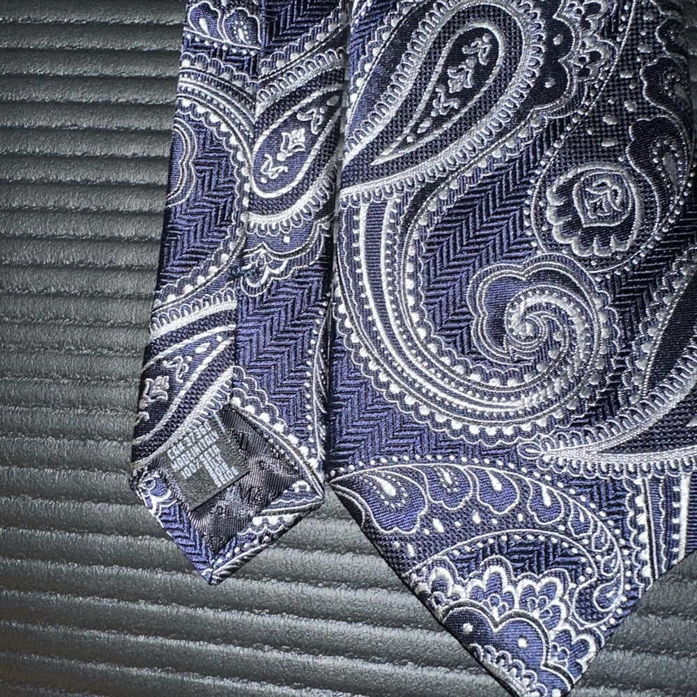 Armani Collezioni necktie 100% Seta Silk